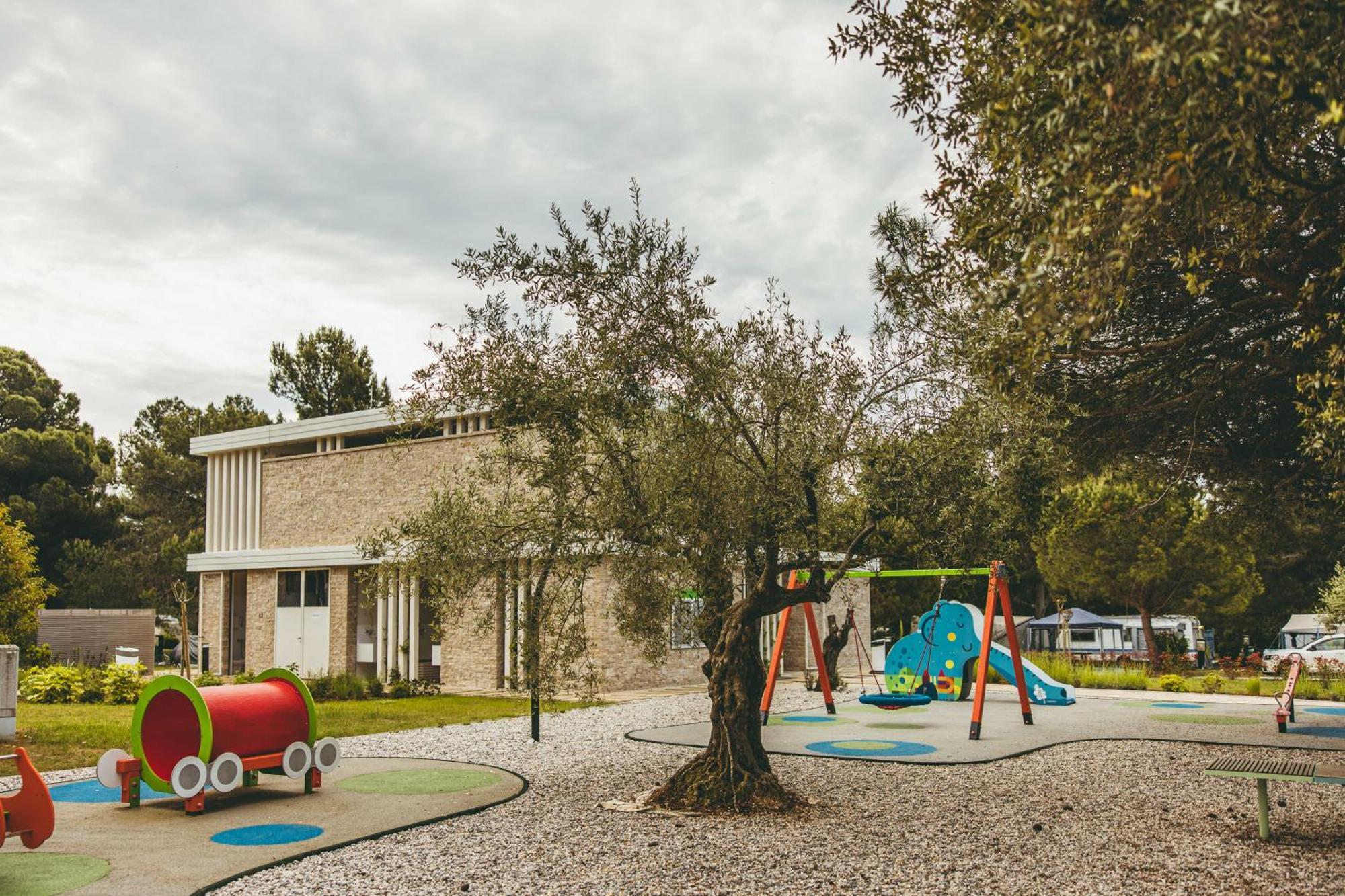 Maistra Camping Koversada Uncovered Naturist Pitches Vrsar Exterior foto