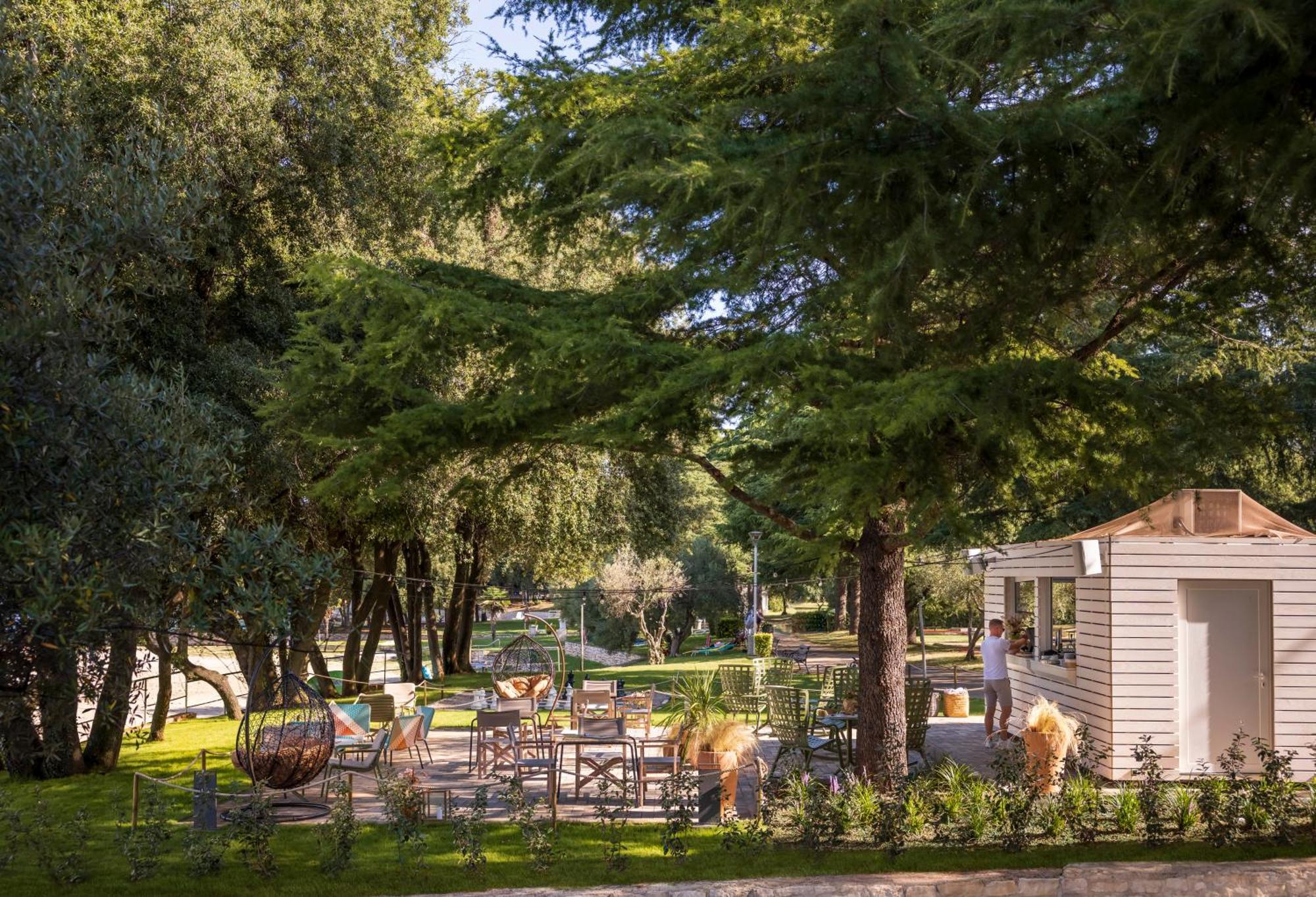 Maistra Camping Koversada Uncovered Naturist Pitches Vrsar Exterior foto